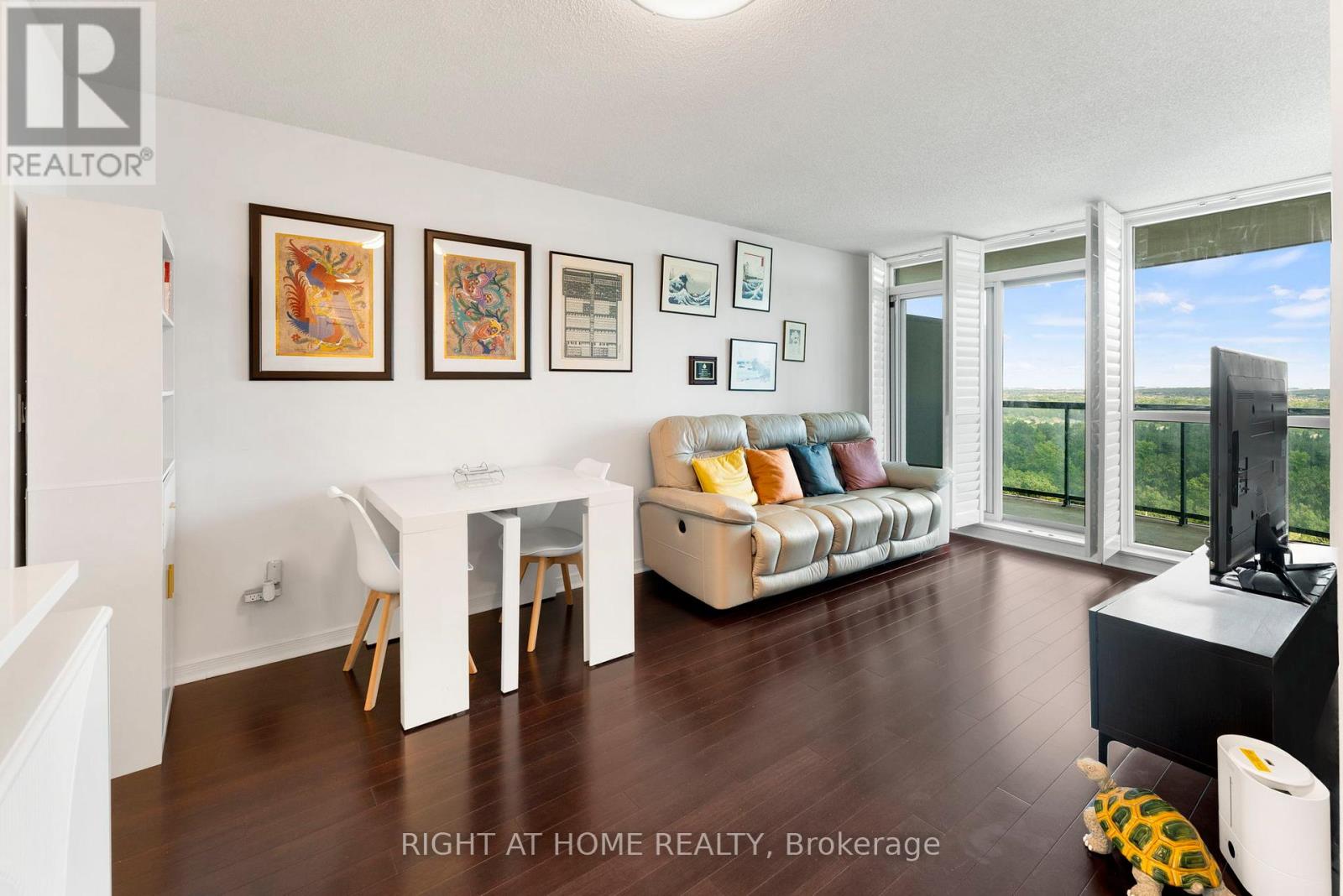 1611 - 2545 Erin Centre Boulevard, Mississauga (Central Erin Mills), Ontario  L5M 6Z9 - Photo 14 - W12891596