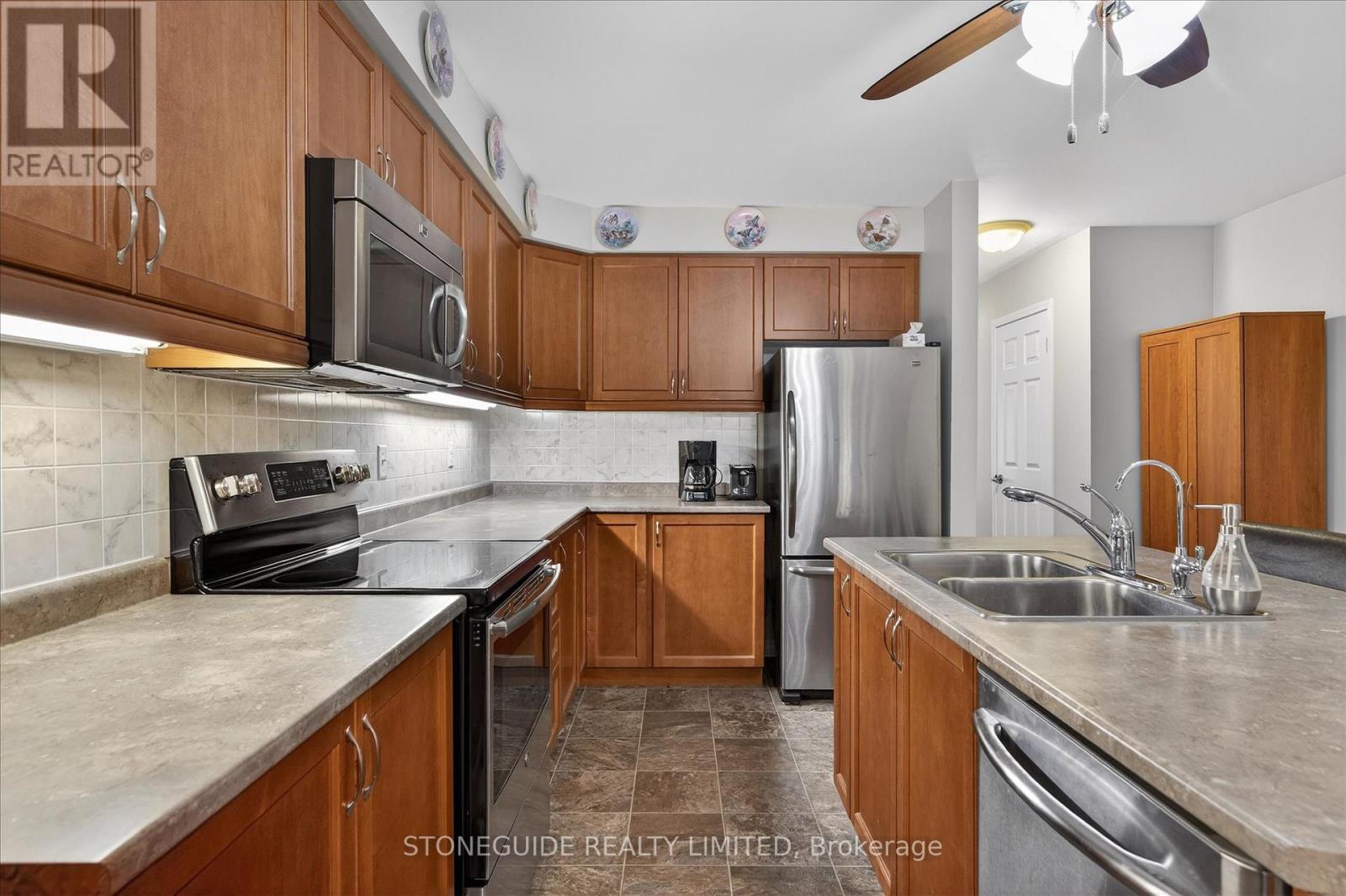 669 Tully Crescent, Peterborough (Monaghan Ward 2), Ontario  K9K 0A9 - Photo 8 - X12891642