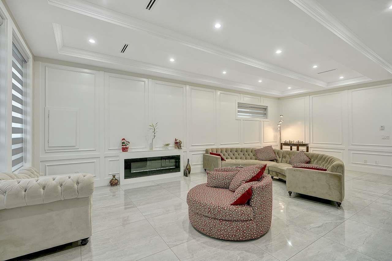 12420 80 Avenue, Surrey, British Columbia  V3W 3A5 - Photo 3 - R3073673