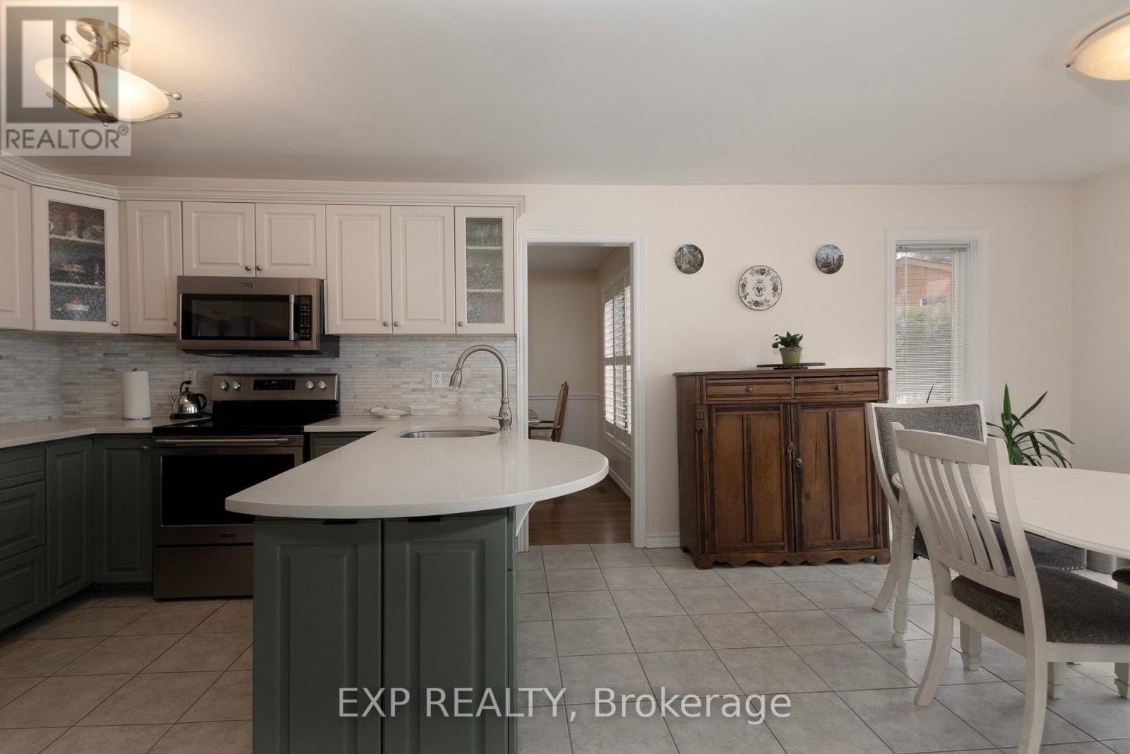 122 Parkview Drive, Thames Centre, Ontario  N0L 1G2 - Photo 11 - X12891652