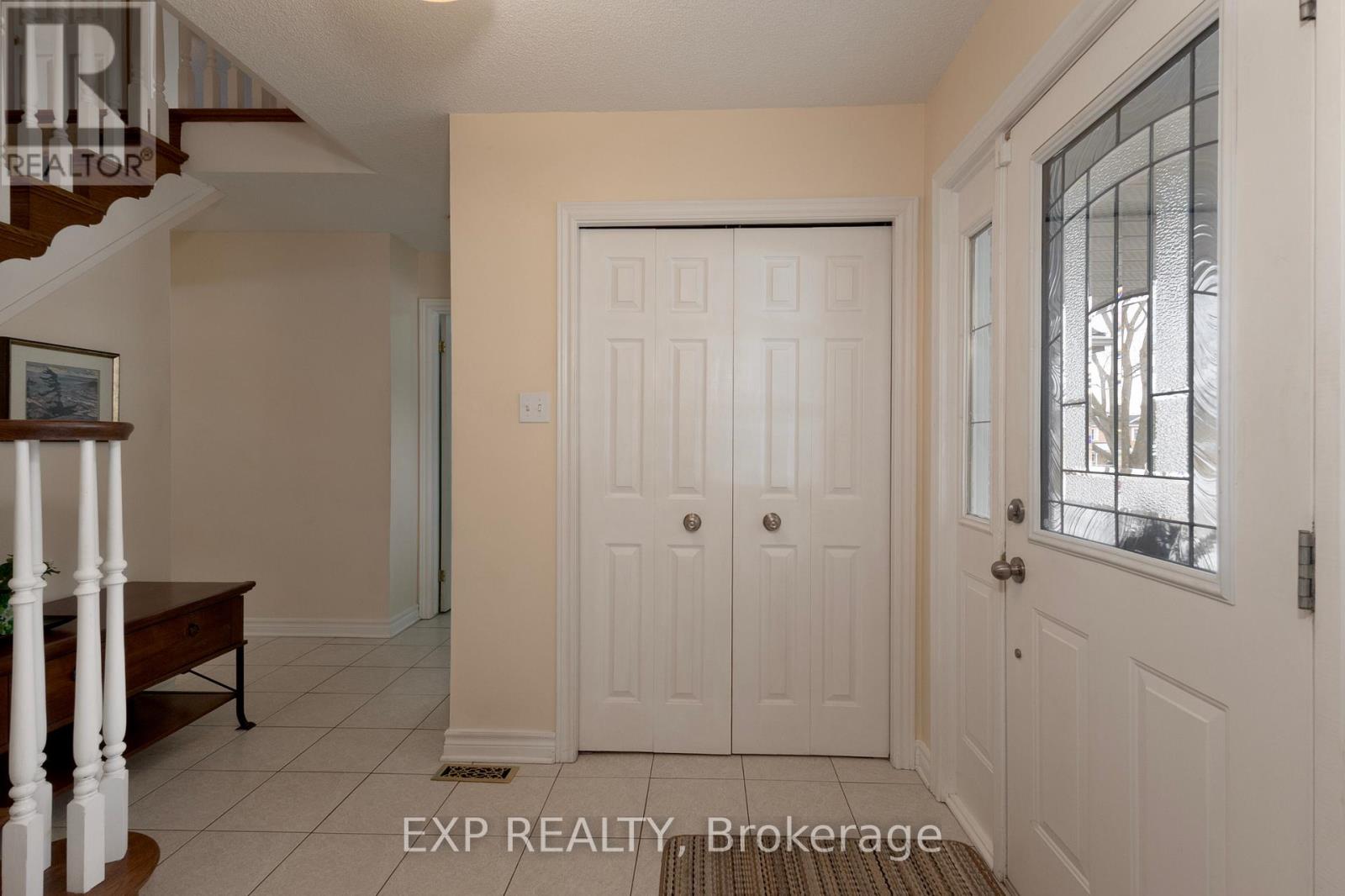 122 Parkview Drive, Thames Centre, Ontario  N0L 1G2 - Photo 5 - X12891652