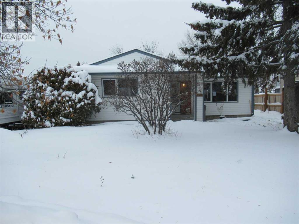 9811 80 Avenue, Grande Prairie, Alberta  T8V 3S5 - Photo 1 - A2291541