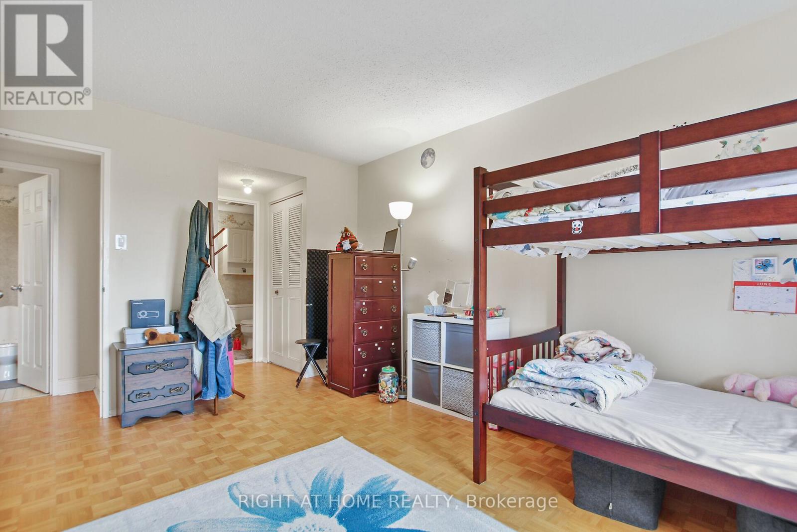 1213 - 2871 Richmond Road W, Ottawa, Ontario  K2B 8M5 - Photo 10 - X12891602