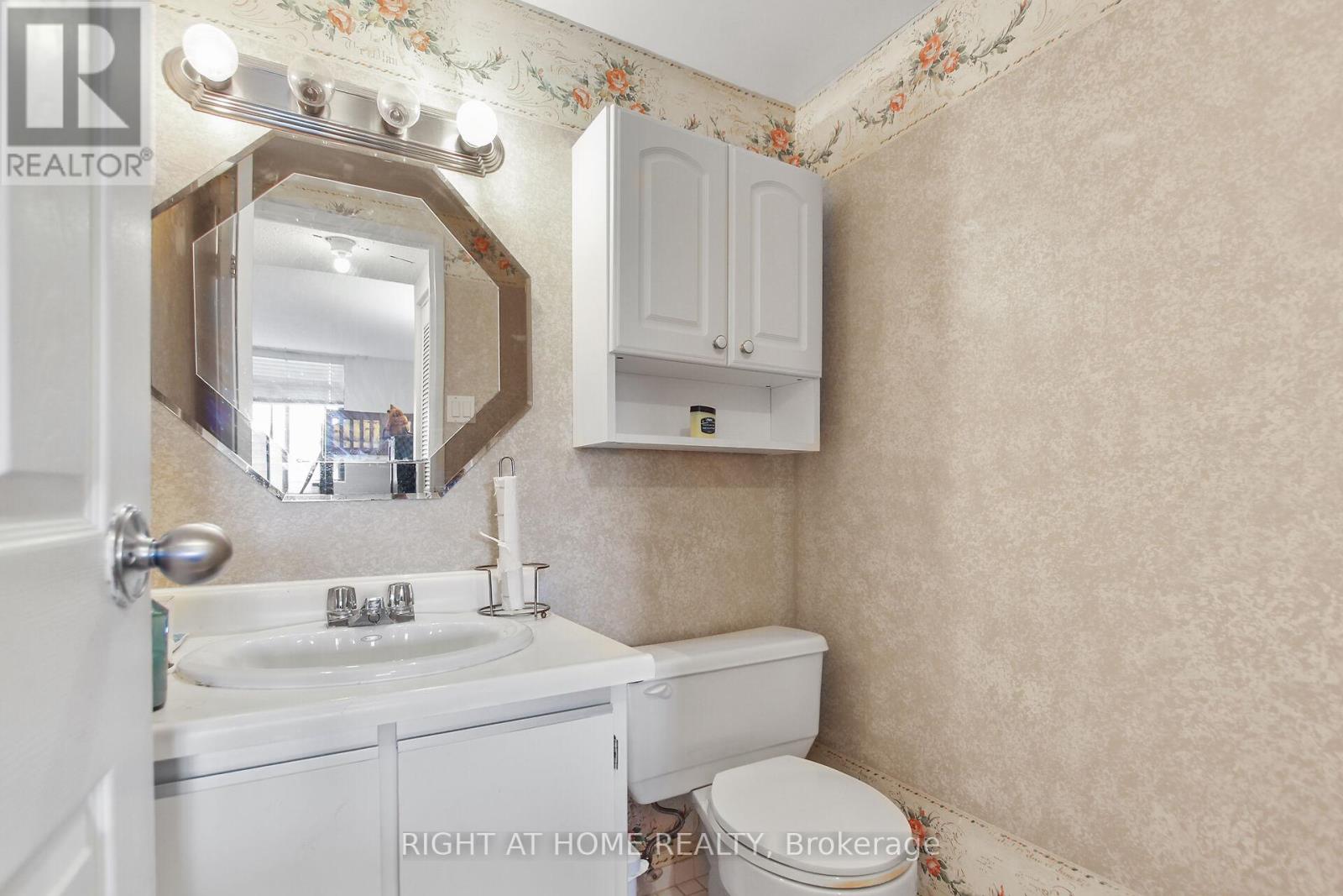 1213 - 2871 Richmond Road W, Ottawa, Ontario  K2B 8M5 - Photo 11 - X12891602