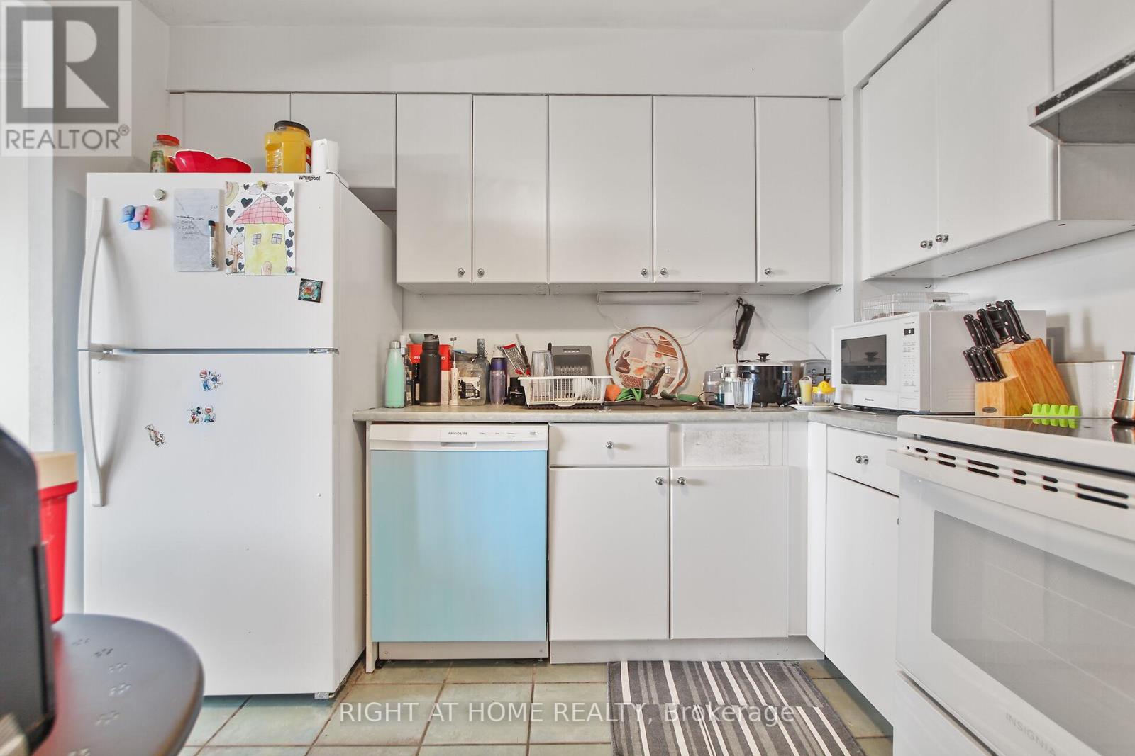 1213 - 2871 Richmond Road W, Ottawa, Ontario  K2B 8M5 - Photo 7 - X12891602