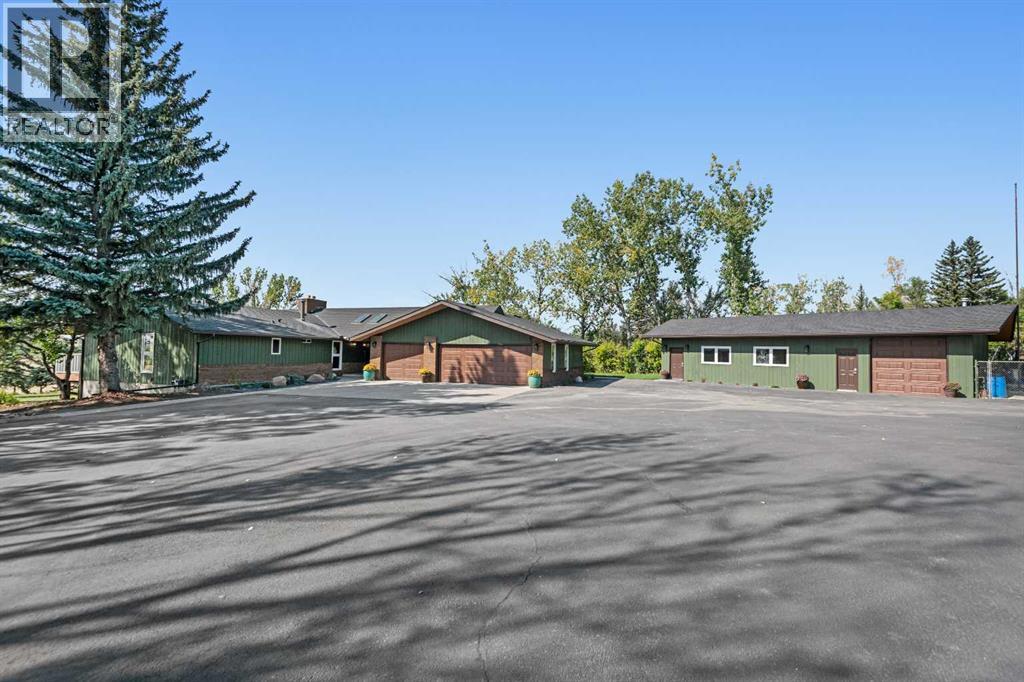 5 Georgian Estates, Rural Rocky View County, Alberta  T1Z 0L1 - Photo 3 - A2285538