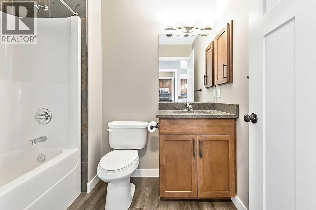 192 Ridgestone Lane, Diamond Valley, Alberta  T0L 0H0 - Photo 8 - A2291042