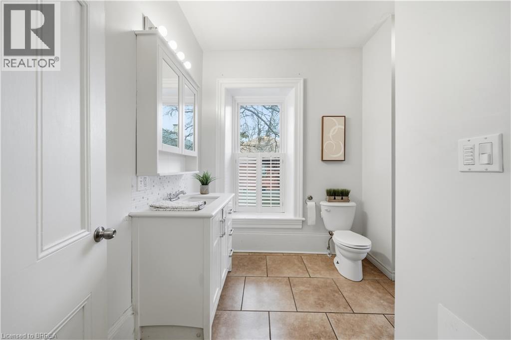 18 Charlotte Street, Paris, Ontario  N3L 1N1 - Photo 24 - 40811711