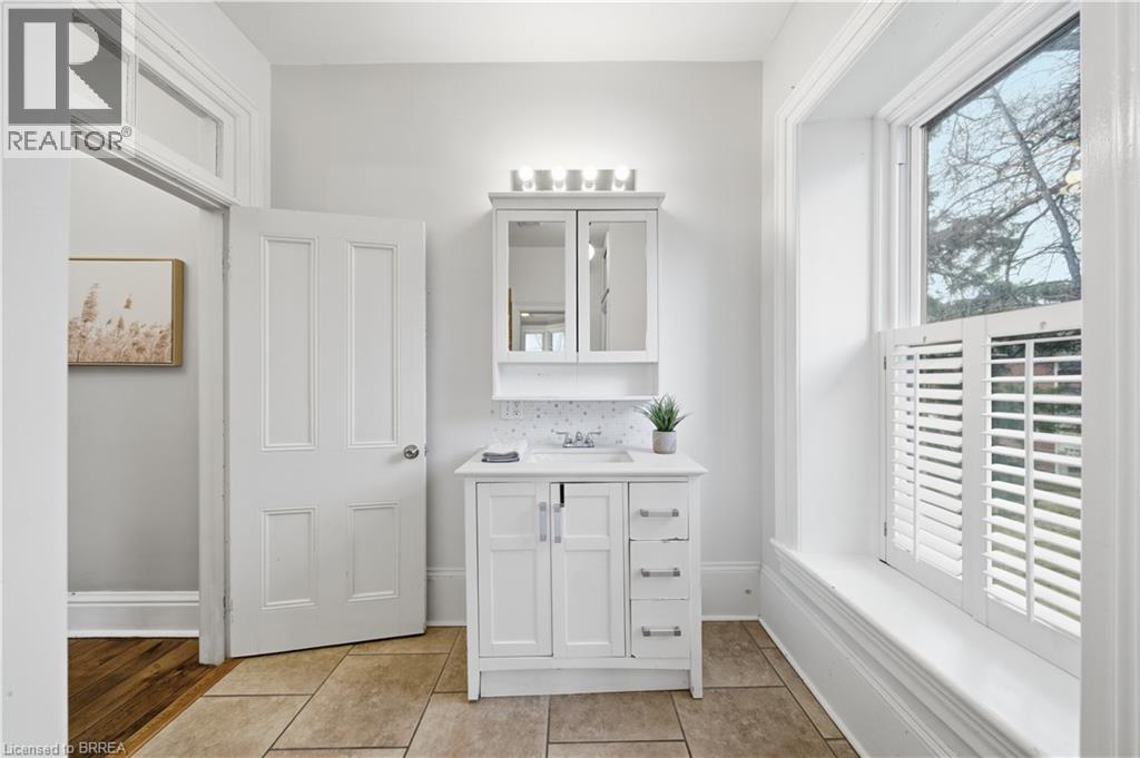 18 Charlotte Street, Paris, Ontario  N3L 1N1 - Photo 26 - 40811711