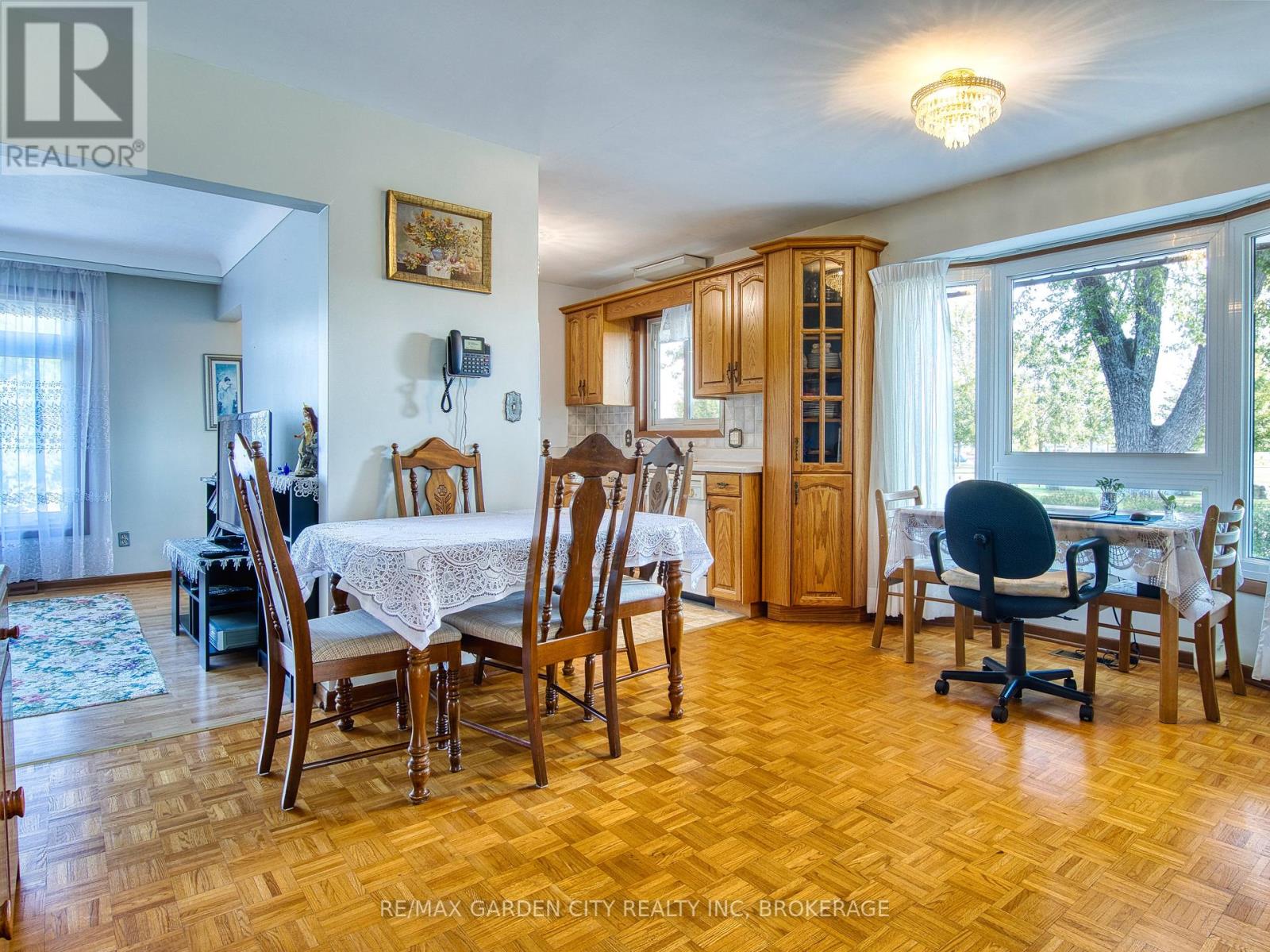 4095 Montcalm Crescent, Niagara Falls, Ontario  L2G 6M1 - Photo 12 - X12891566