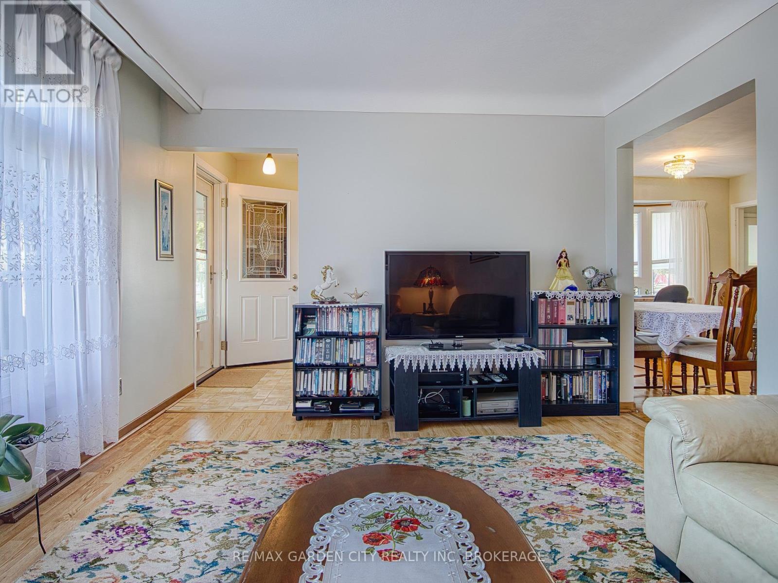 4095 Montcalm Crescent, Niagara Falls, Ontario  L2G 6M1 - Photo 17 - X12891566