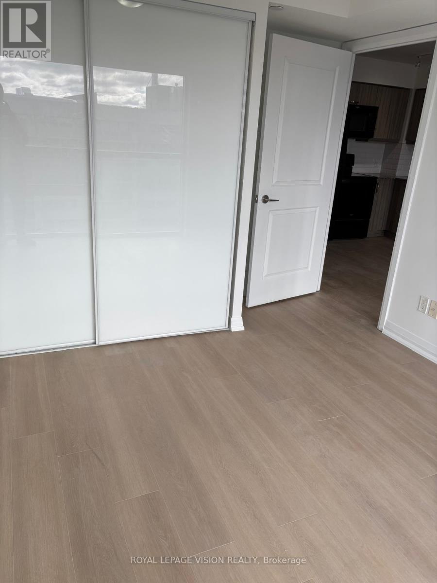 1904 - 30 Meadowglen Place, Toronto, Ontario  M1G 0A6 - Photo 4 - E12731214