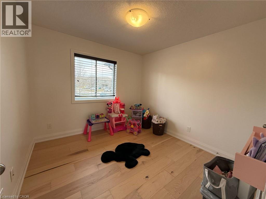 174 Templewood Drive, Kitchener, Ontario  N2R 0H5 - Photo 12 - 40812717