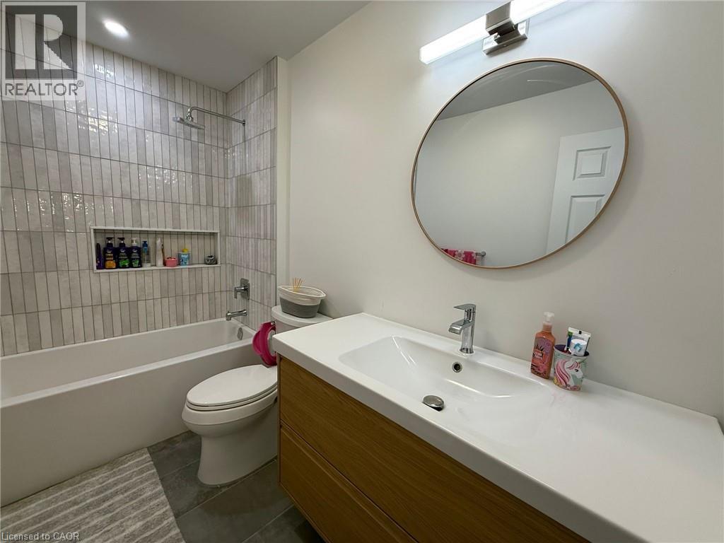 174 Templewood Drive, Kitchener, Ontario  N2R 0H5 - Photo 14 - 40812717