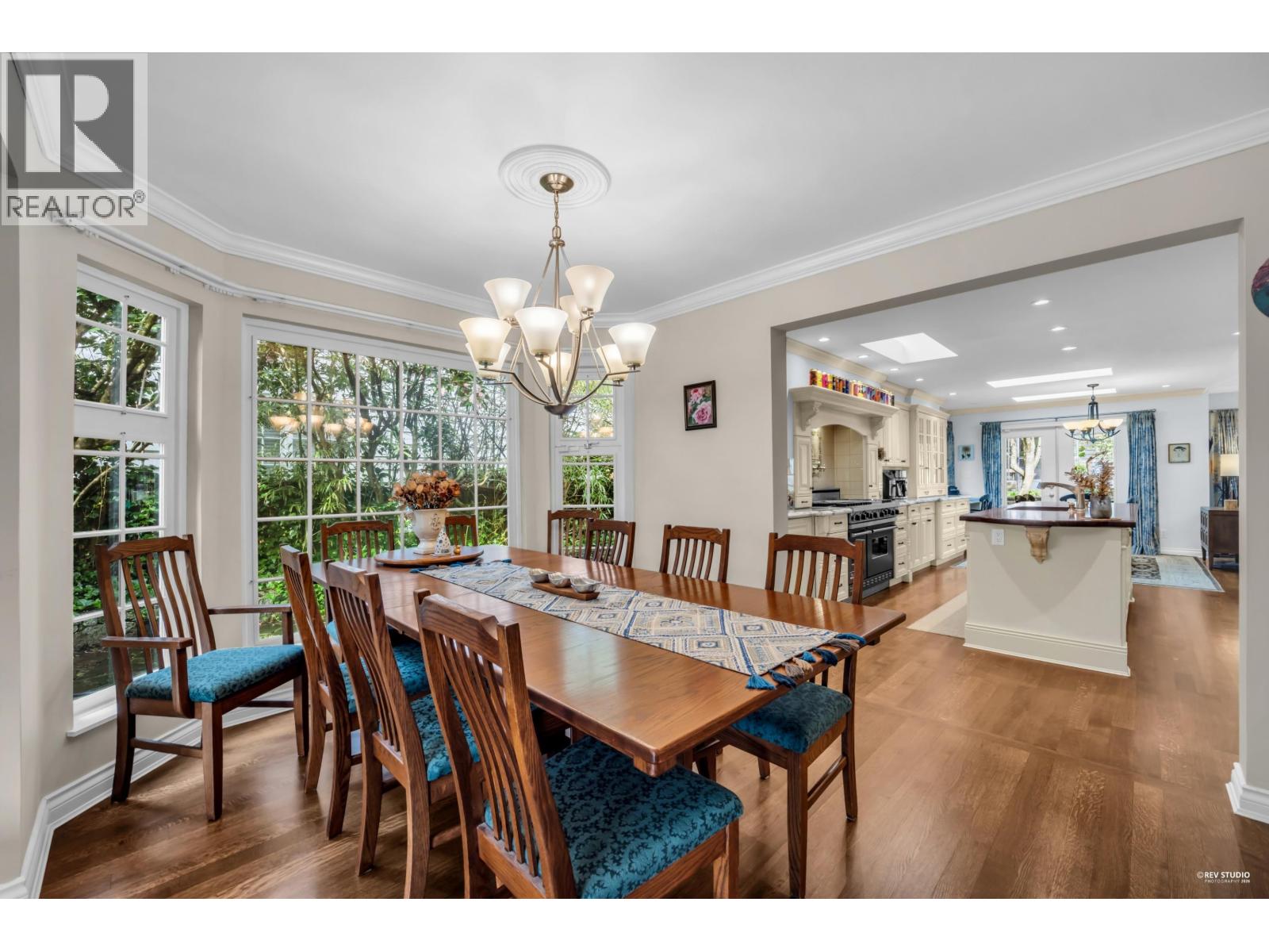 539 Newcroft Place, West Vancouver, British Columbia  V7T 1W9 - Photo 10 - R3100513