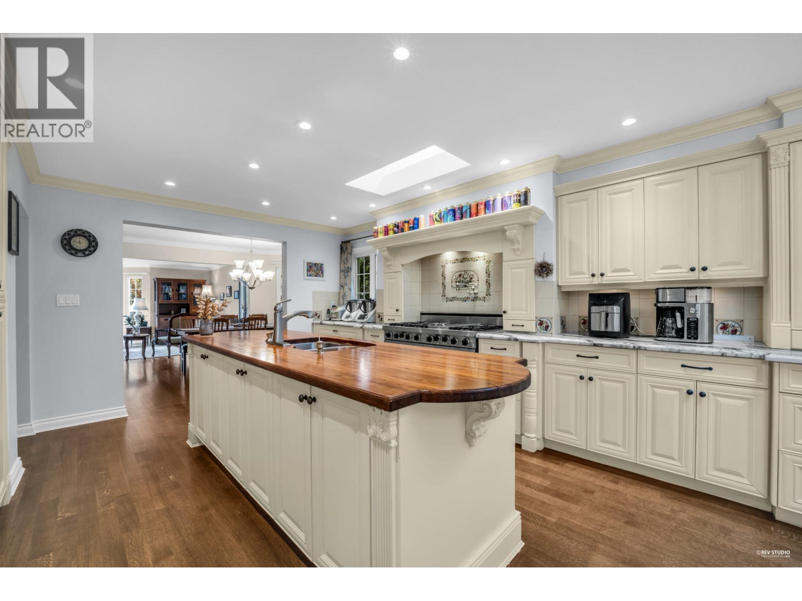 539 Newcroft Place, West Vancouver, British Columbia  V7T 1W9 - Photo 13 - R3100513