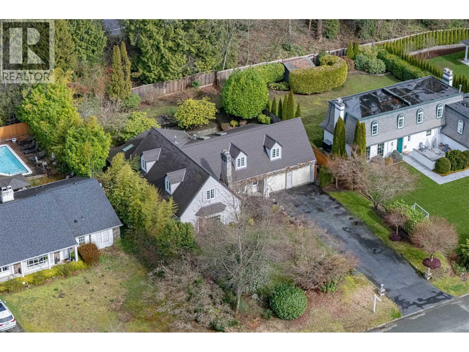 539 Newcroft Place, West Vancouver, British Columbia  V7T 1W9 - Photo 36 - R3100513