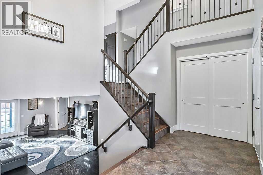 605 Sunrise Close, Diamond Valley, Alberta  T0L 2A0 - Photo 4 - A2276075