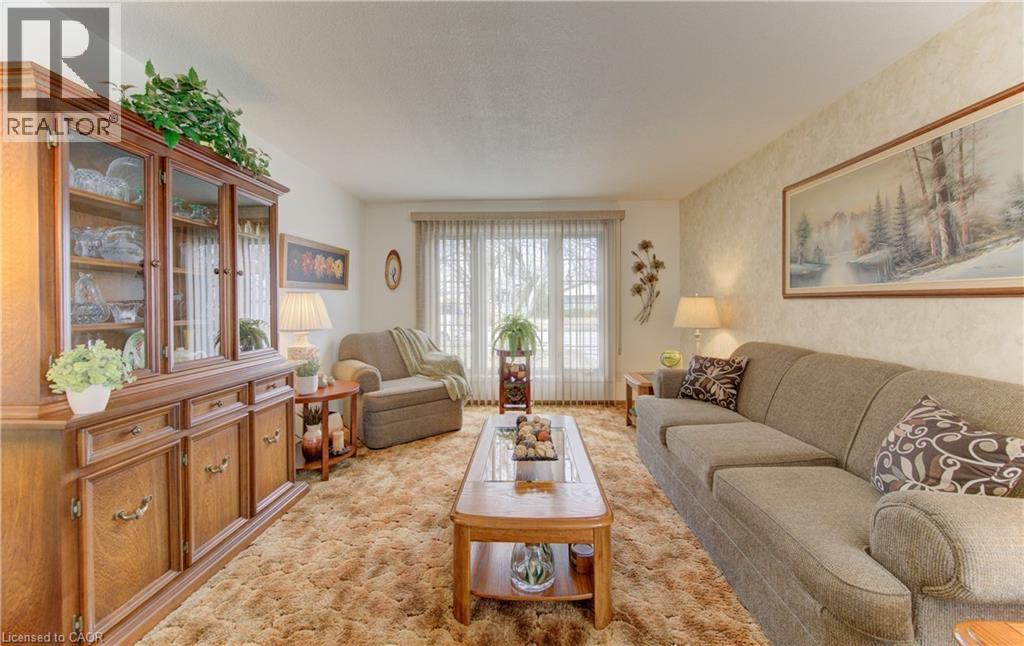 187 Traynor Avenue, Kitchener, Ontario  N2C 1W4 - Photo 7 - 40808070