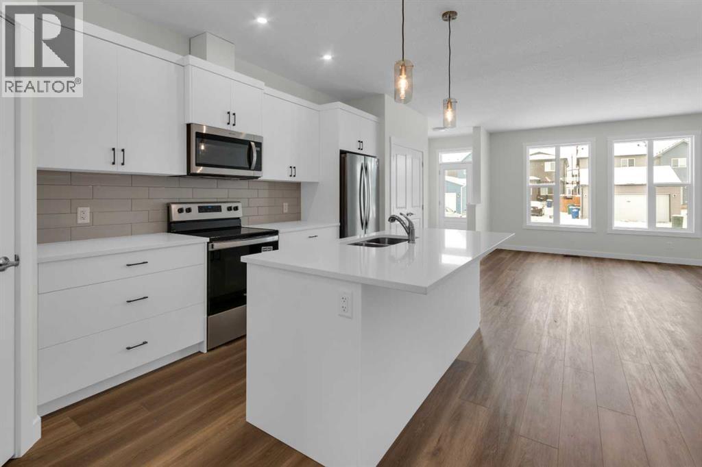 1139 Chinook Winds Circle Sw, Airdrie, Alberta  T4B 5S7 - Photo 5 - A2292913