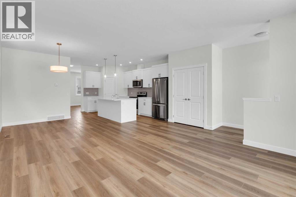 1139 Chinook Winds Circle Sw, Airdrie, Alberta  T4B 5S7 - Photo 10 - A2292913