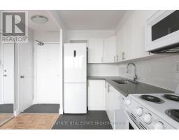 806 - 666 SPADINA AVENUE, Toronto, Ontario