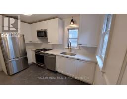 130 GLENGARRY AVENUE, Toronto, Ontario