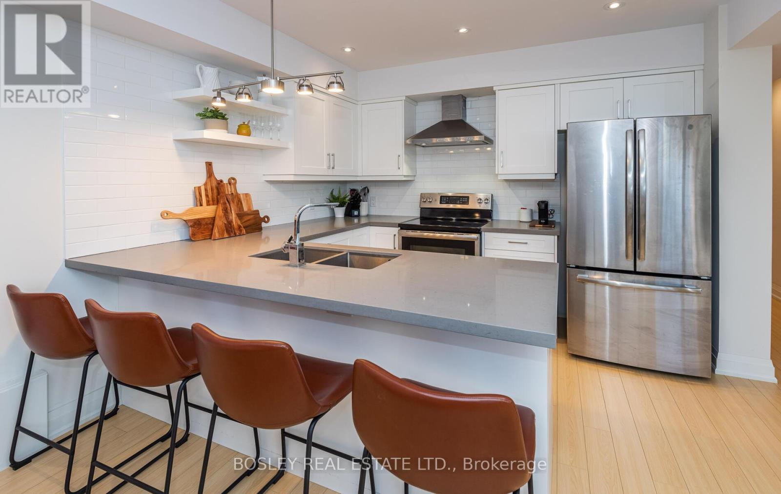 69 Greensides Avenue, Toronto, Ontario  M6G 3P8 - Photo 10 - C12891628