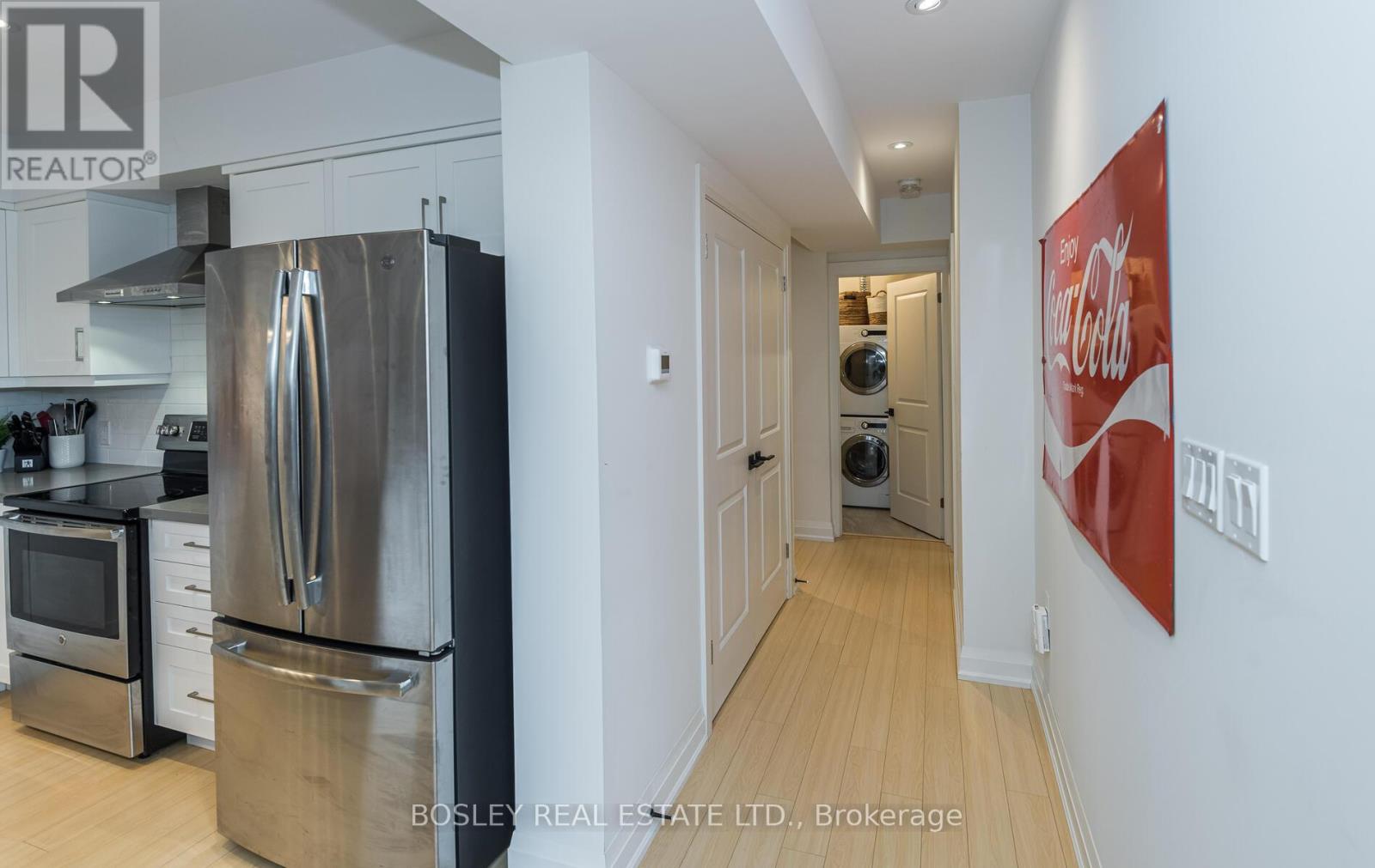 69 Greensides Avenue, Toronto, Ontario  M6G 3P8 - Photo 14 - C12891628