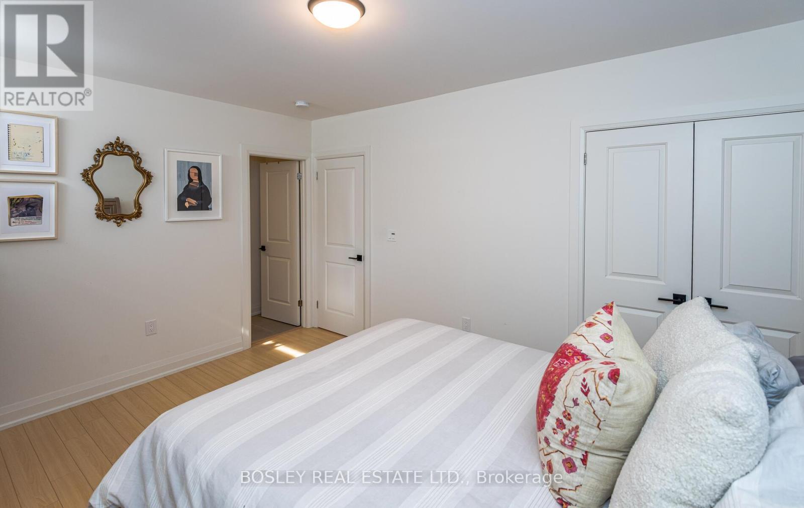69 Greensides Avenue, Toronto, Ontario  M6G 3P8 - Photo 18 - C12891628