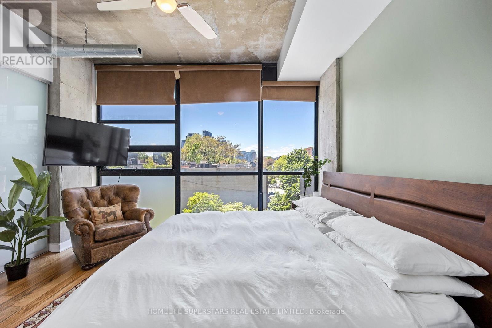 303 - 60 Bathurst Street, Toronto, Ontario  M5V 2P4 - Photo 9 - C12891672