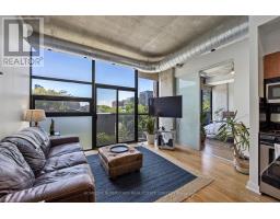 303 - 60 BATHURST STREET, Toronto, Ontario