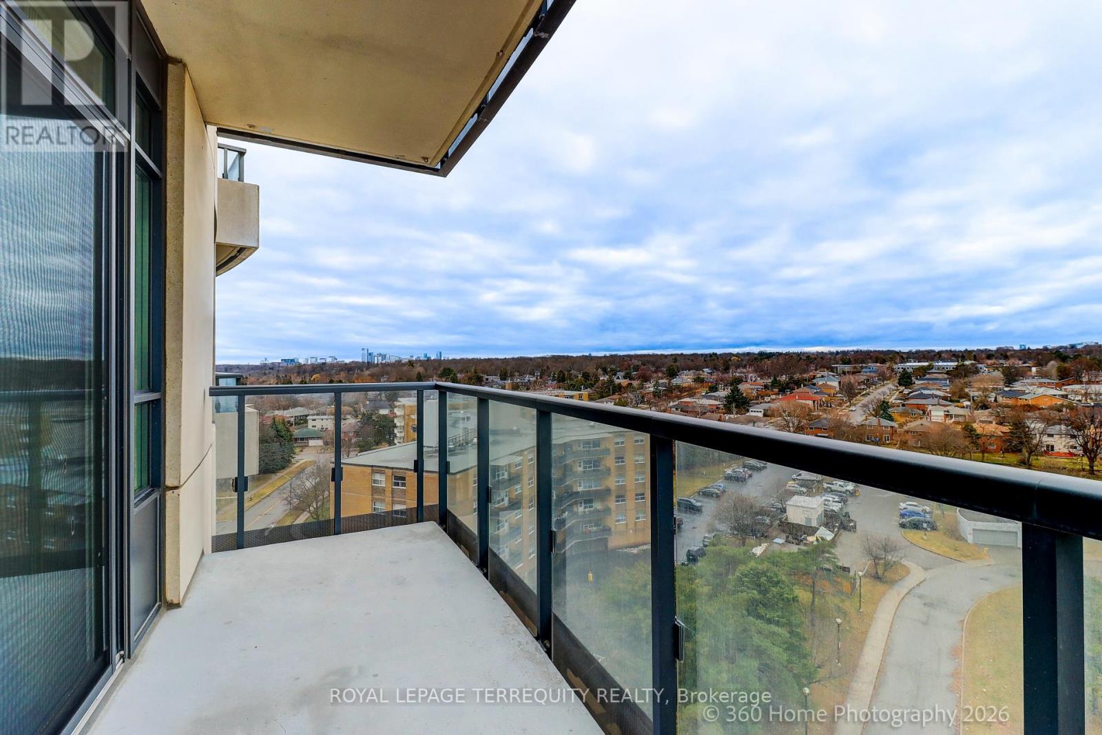 1006 - 25 Fontenay Court S, Toronto, Ontario  M9A 0C4 - Photo 11 - W12846492