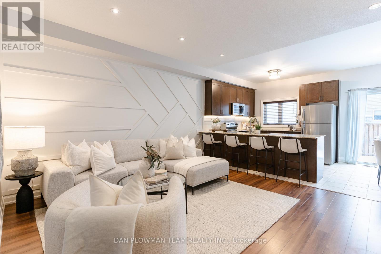 19 Prospect Way, Whitby (Pringle Creek), Ontario  L1N 0L4 - Photo 10 - E12891600