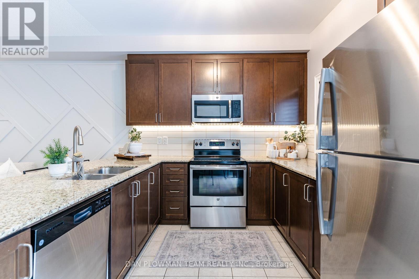 19 Prospect Way, Whitby (Pringle Creek), Ontario  L1N 0L4 - Photo 14 - E12891600