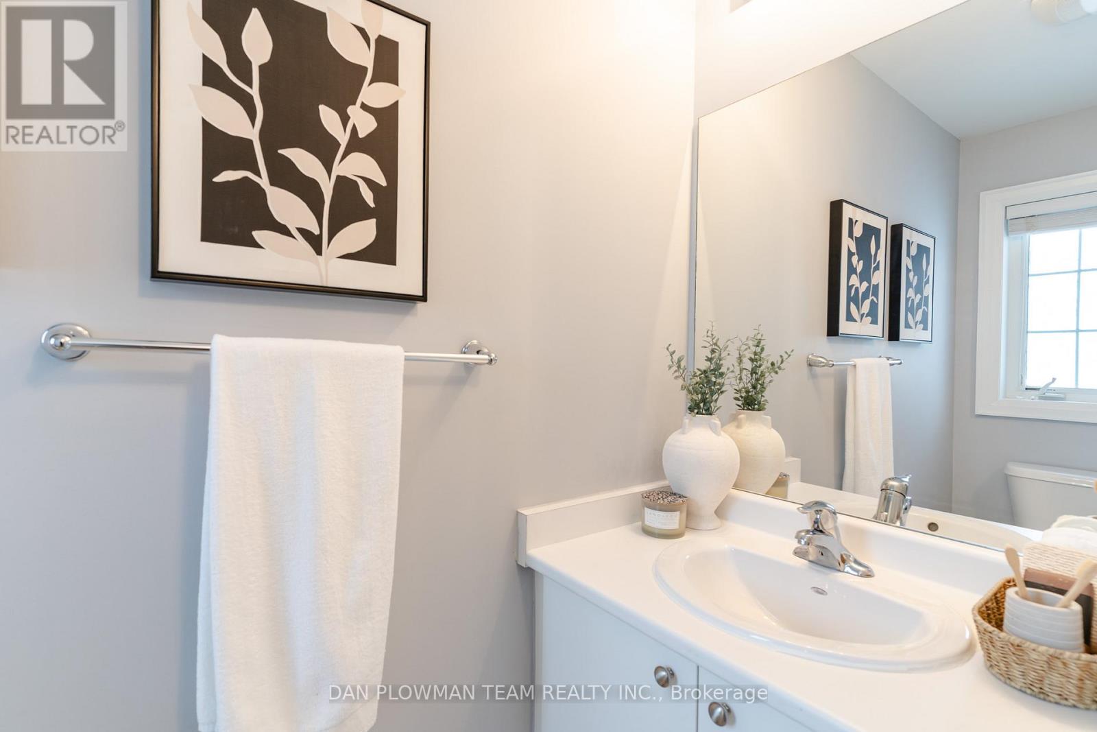 19 Prospect Way, Whitby (Pringle Creek), Ontario  L1N 0L4 - Photo 18 - E12891600