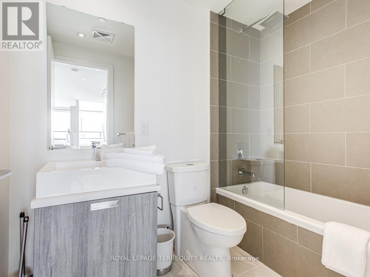 Ph 705 - 246 Logan Avenue, Toronto (South Riverdale), Ontario  M4M 0E9 - Photo 13 - E12891622