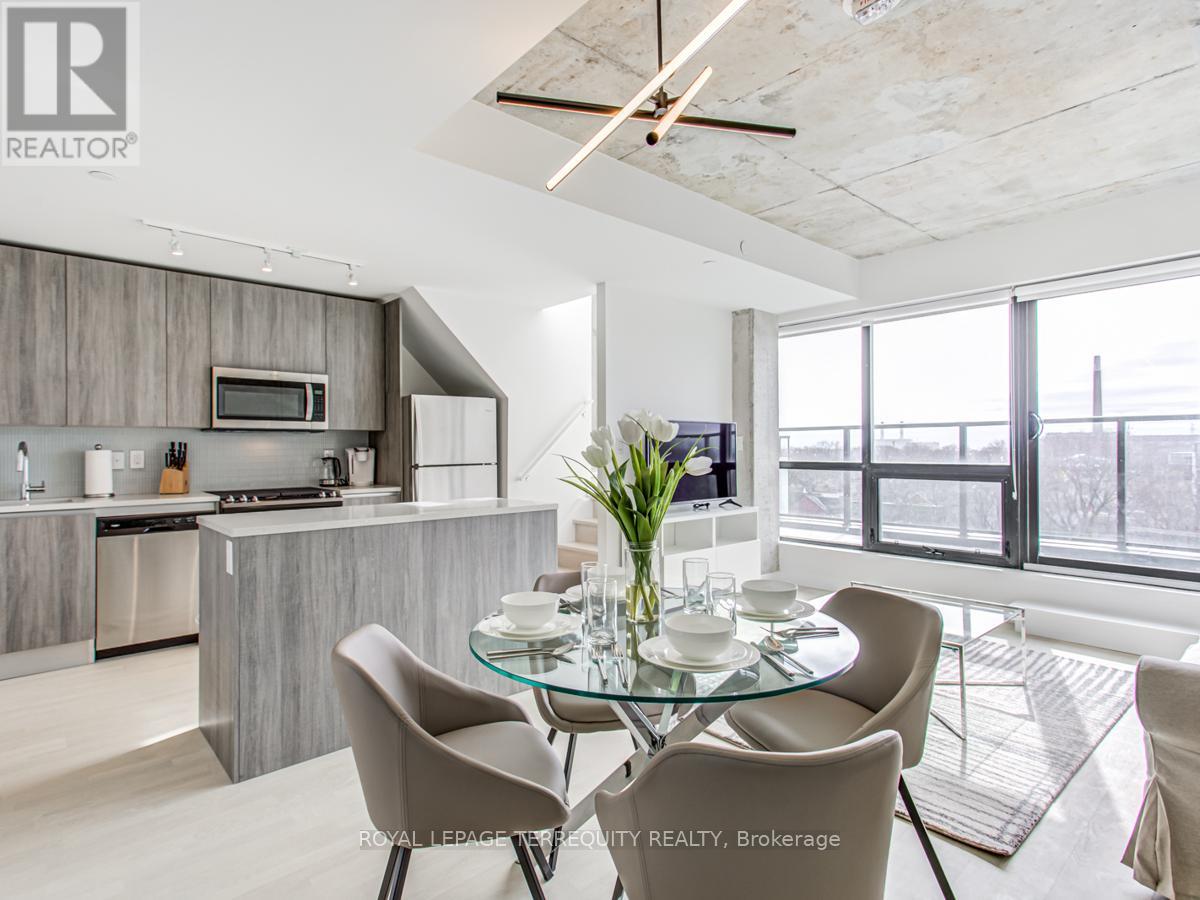 Ph 705 - 246 Logan Avenue, Toronto (South Riverdale), Ontario  M4M 0E9 - Photo 2 - E12891622