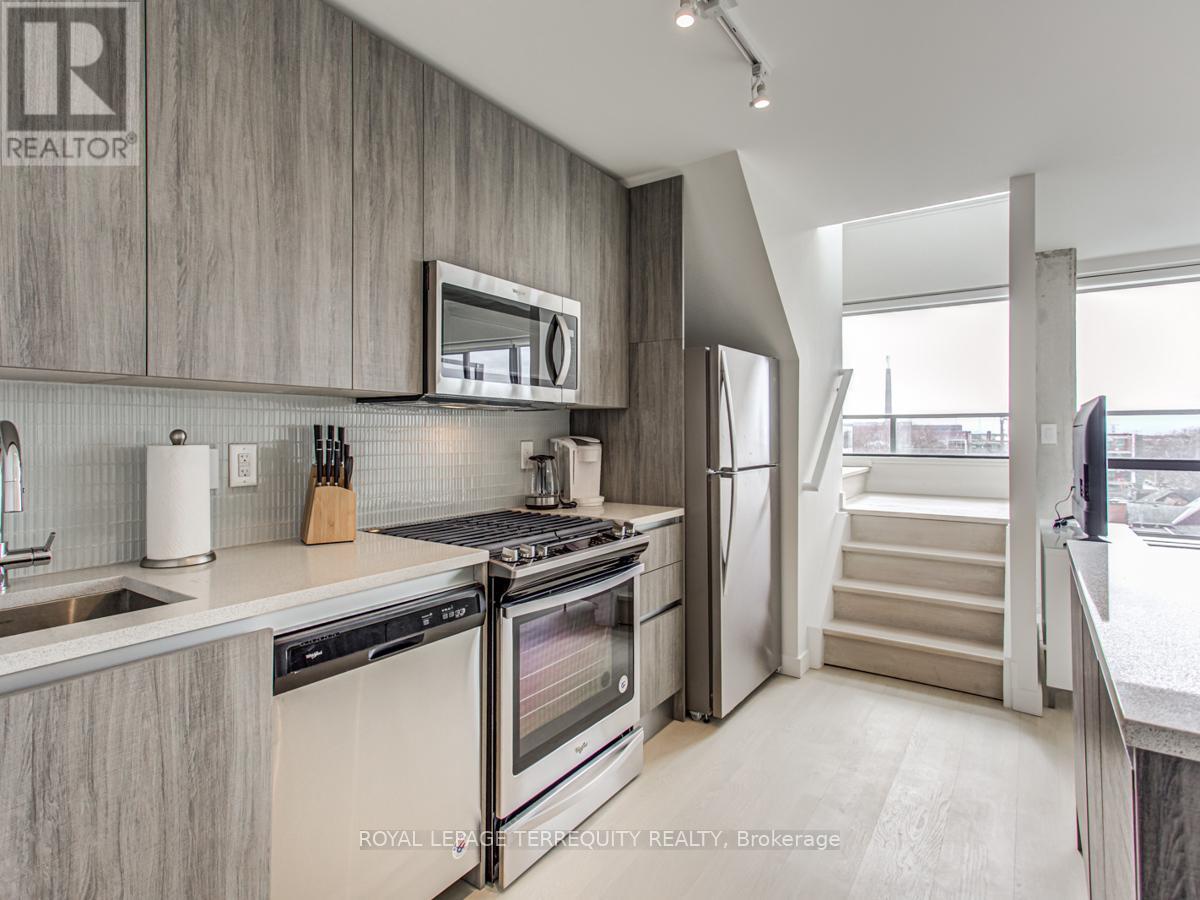 Ph 705 - 246 Logan Avenue, Toronto (South Riverdale), Ontario  M4M 0E9 - Photo 4 - E12891622