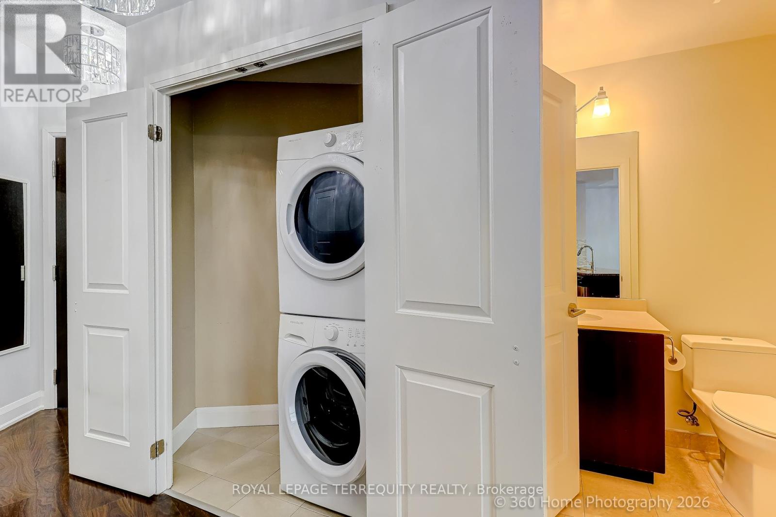 1006 - 25 Fontenay Court S, Toronto, Ontario  M9A 0C4 - Photo 28 - W12846492