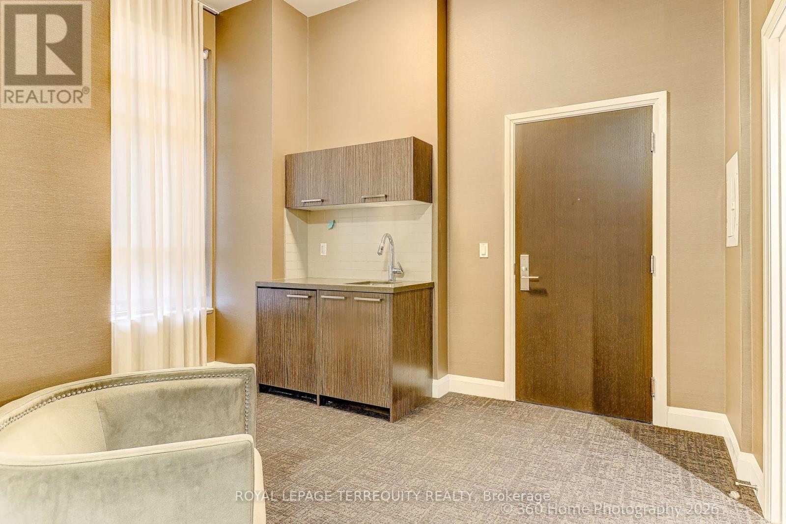 1006 - 25 Fontenay Court S, Toronto, Ontario  M9A 0C4 - Photo 38 - W12846492