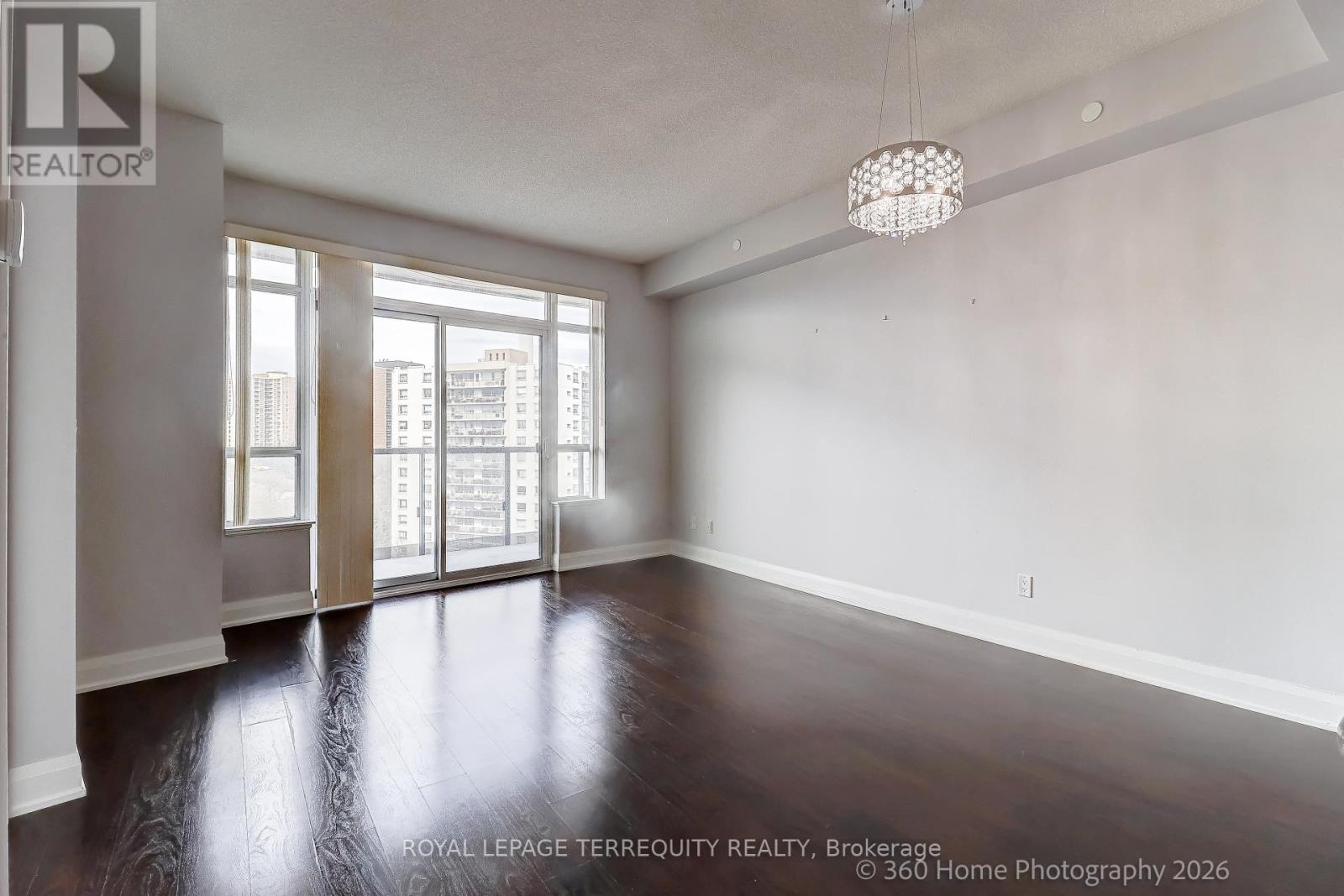 1006 - 25 Fontenay Court S, Toronto, Ontario  M9A 0C4 - Photo 7 - W12846492