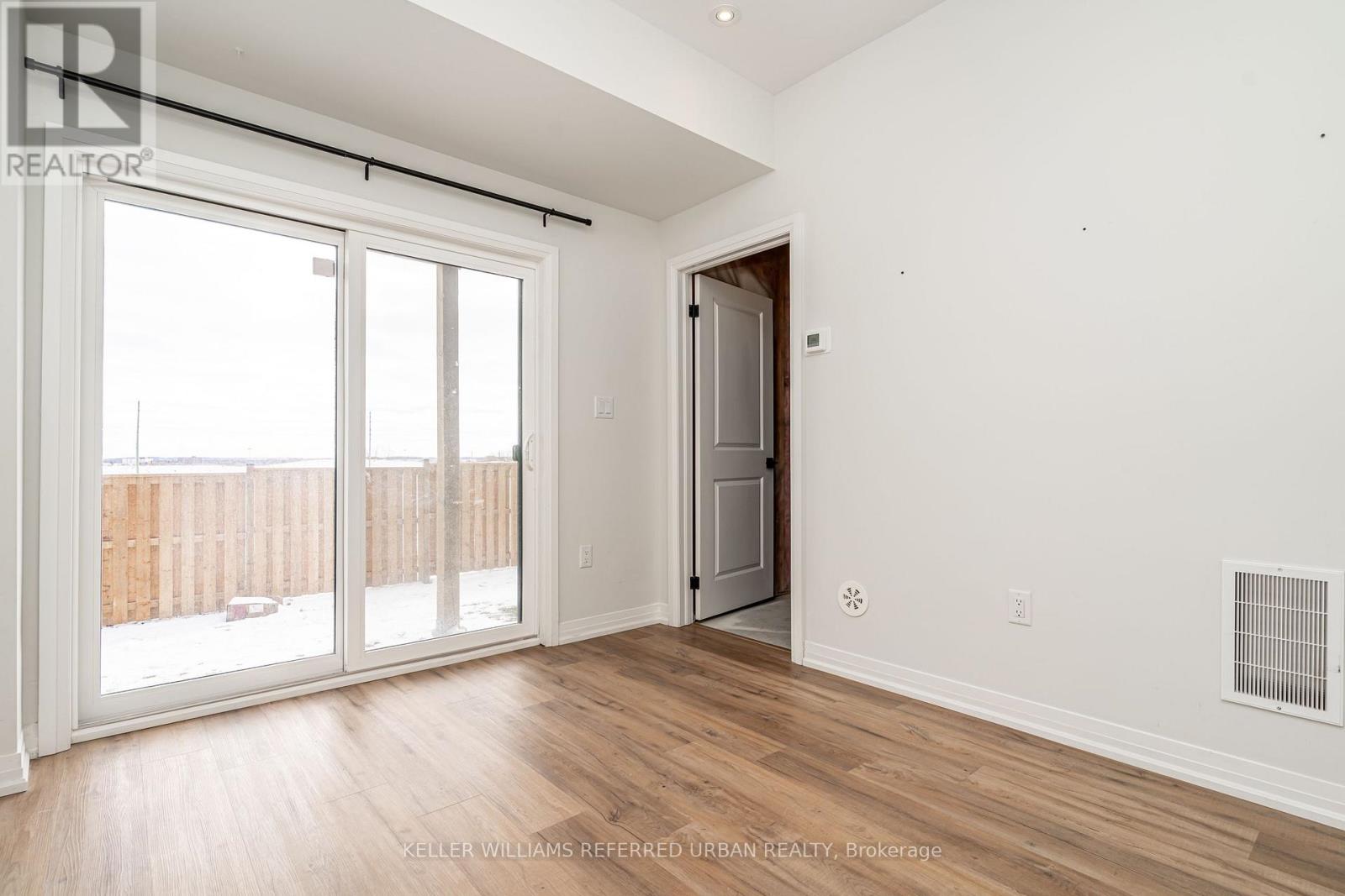 99 - 155 Equestrian Way, Cambridge, Ontario  N3E 0E8 - Photo 32 - X12867390