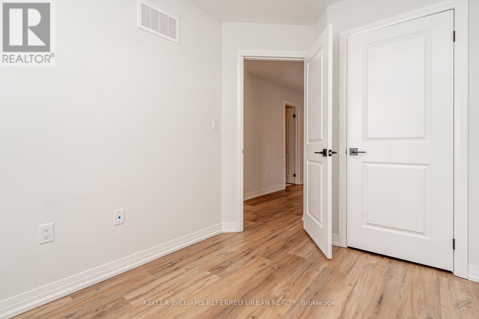 99 - 155 Equestrian Way, Cambridge, Ontario  N3E 0E8 - Photo 30 - X12867390