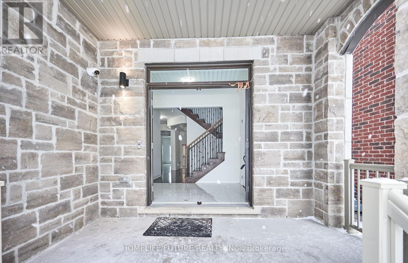 357 Danny Wheeler Boulevard, Georgina, Ontario  L4P 0K2 - Photo 8 - N12891558