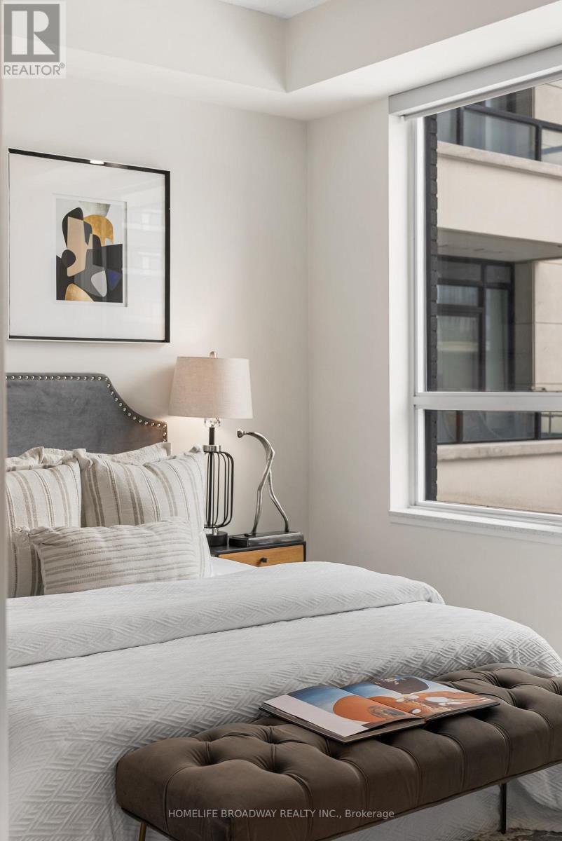 302 - 15 Water Walk Drive, Markham, Ontario  L6G 0G2 - Photo 16 - N12891606