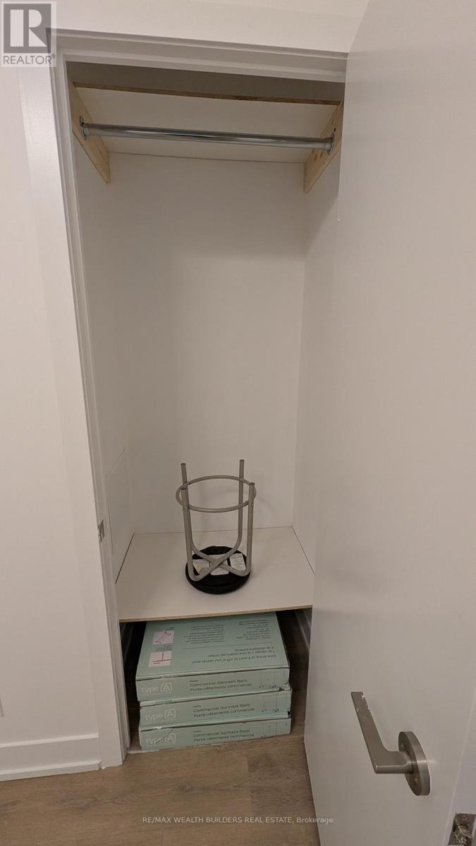 213 - 9471 Yonge Street, Richmond Hill, Ontario  L4C 0Z5 - Photo 10 - N12891662