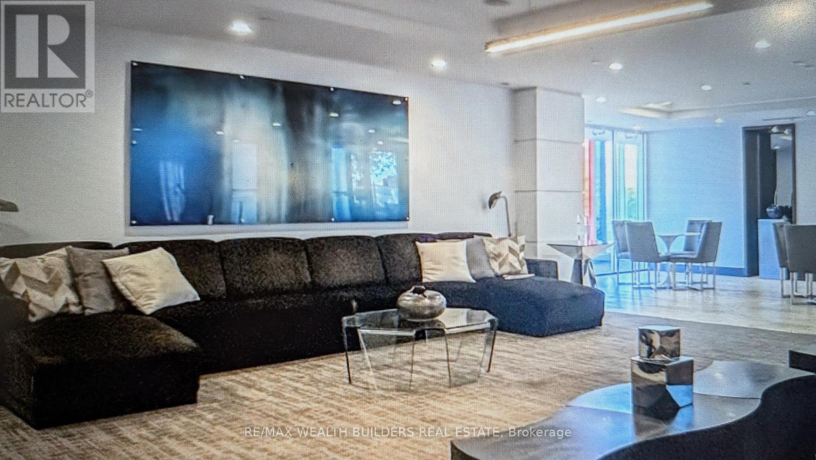 213 - 9471 Yonge Street, Richmond Hill, Ontario  L4C 0Z5 - Photo 26 - N12891662