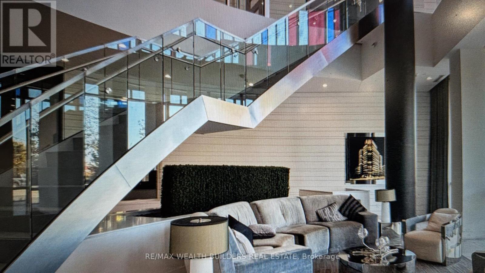 213 - 9471 Yonge Street, Richmond Hill, Ontario  L4C 0Z5 - Photo 28 - N12891662