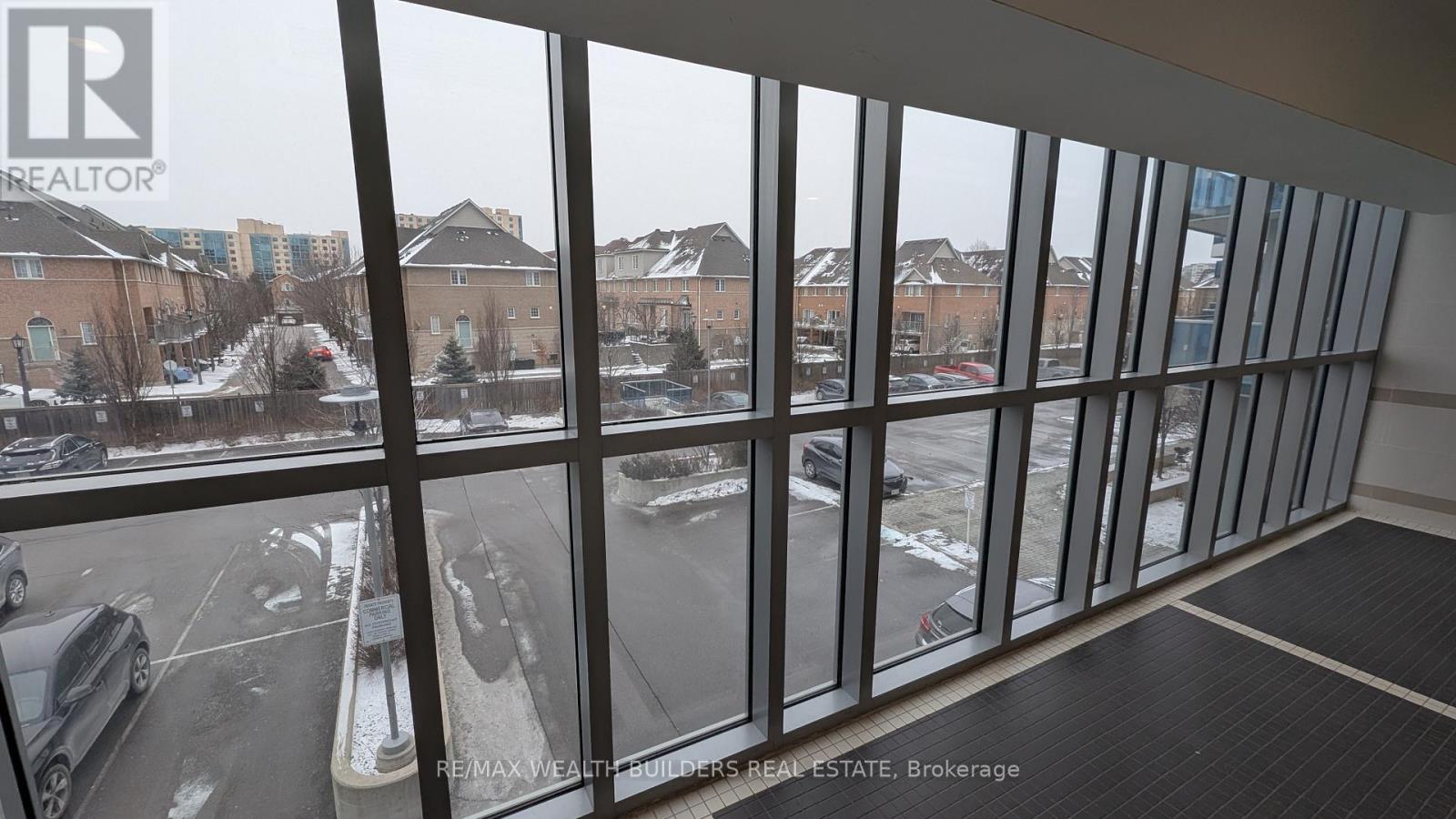 213 - 9471 Yonge Street, Richmond Hill, Ontario  L4C 0Z5 - Photo 30 - N12891662